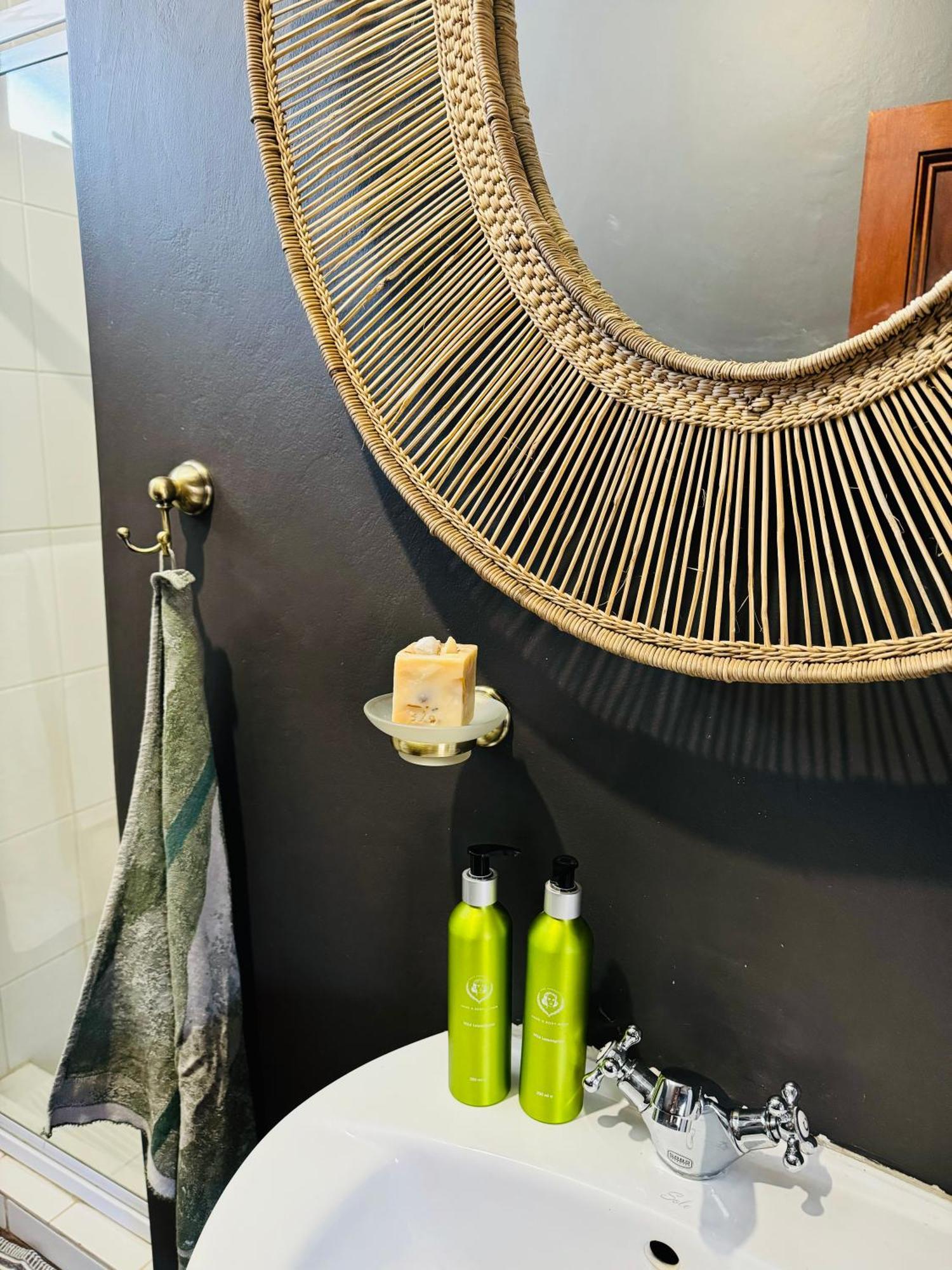 Megumi - Vaal Riverside Retreat - Loadshedding Friendly Parys Extérieur photo
